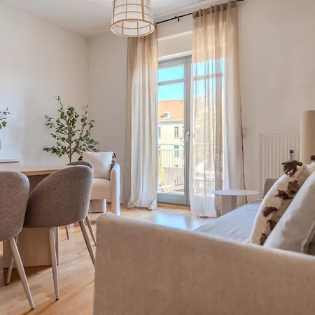 Hakuna Big Boho-lounge - Stadtzentrum - Kostenlose Parkplaetze Apartment *